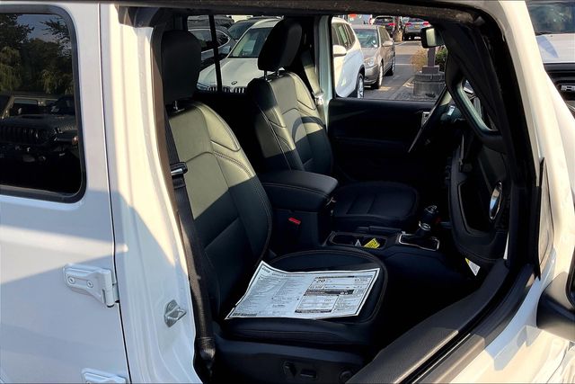 2025 Jeep Wrangler Sahara photo 22