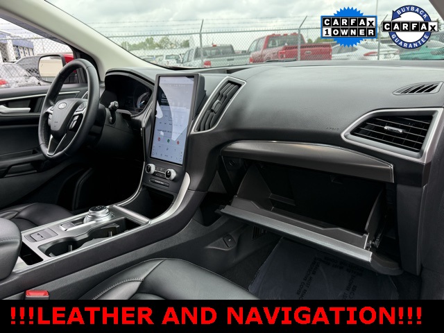 2022 Ford Edge SEL photo 11
