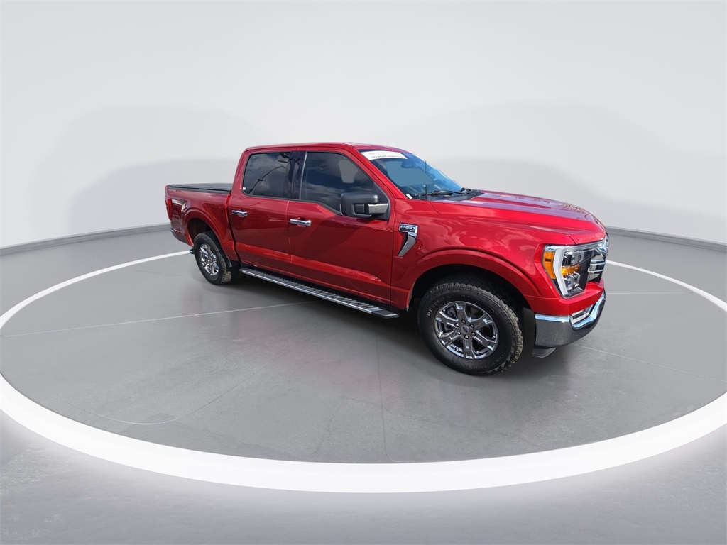 2022 Ford F-150 XLT photo 2