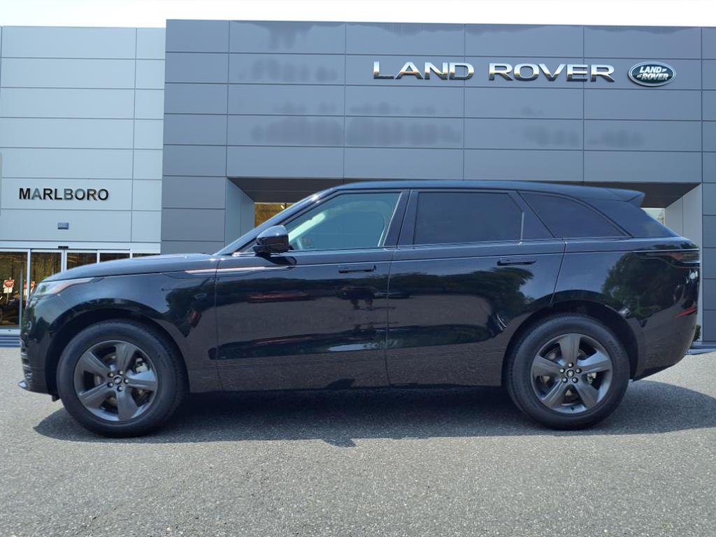 2025 Land Rover Range Rover Velar SE photo 6