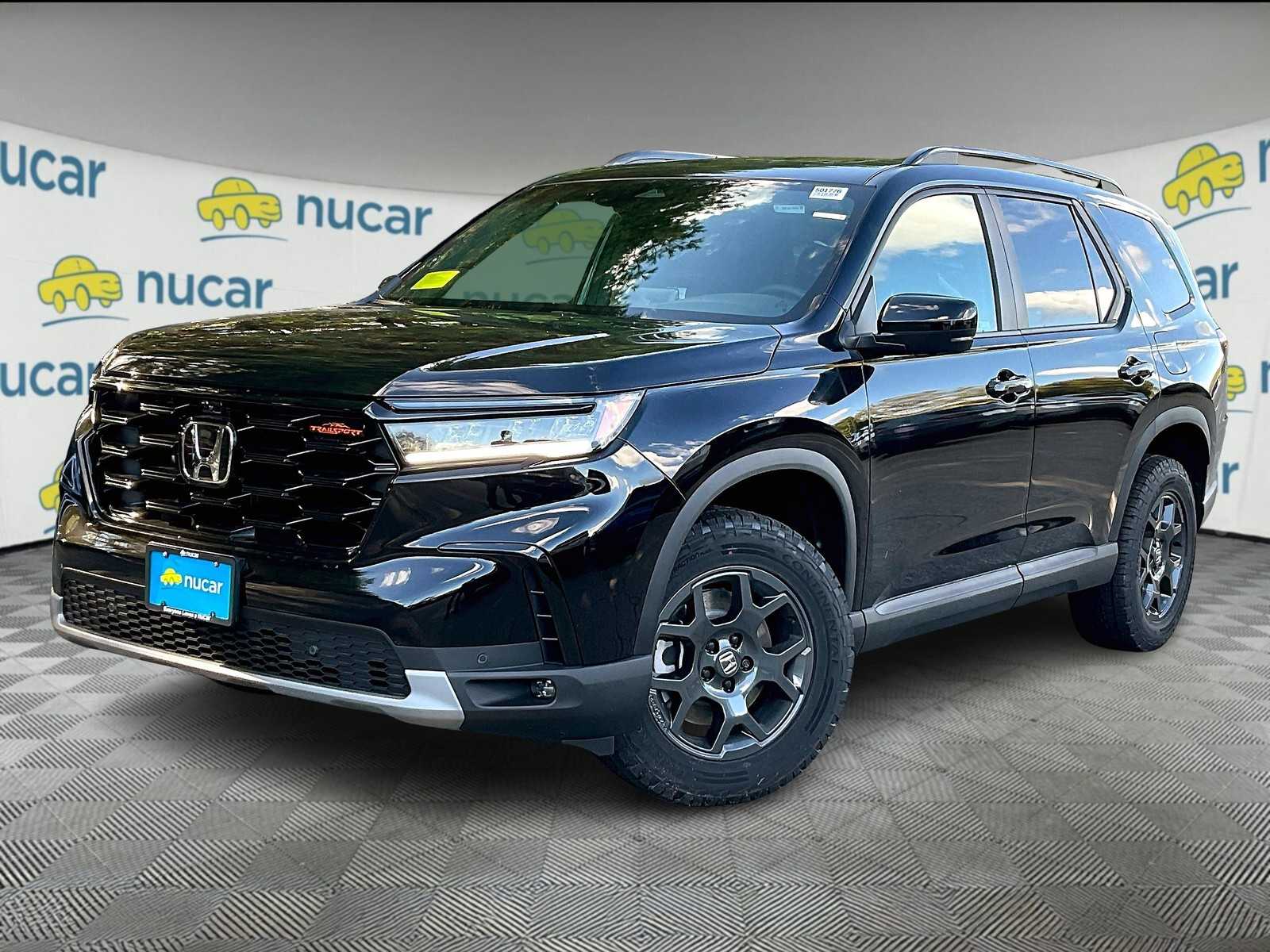 2025 Honda Pilot TrailSport photo 3