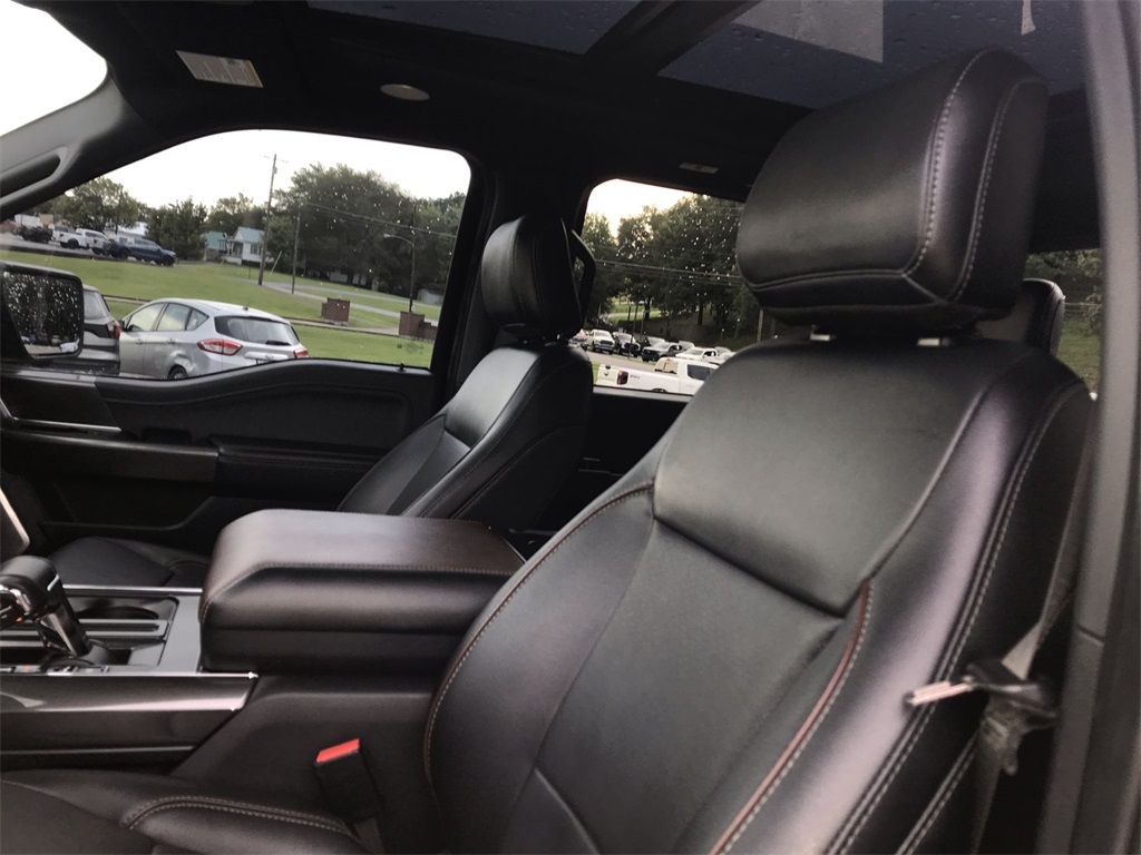 2022 Ford F-150 Lariat photo 11
