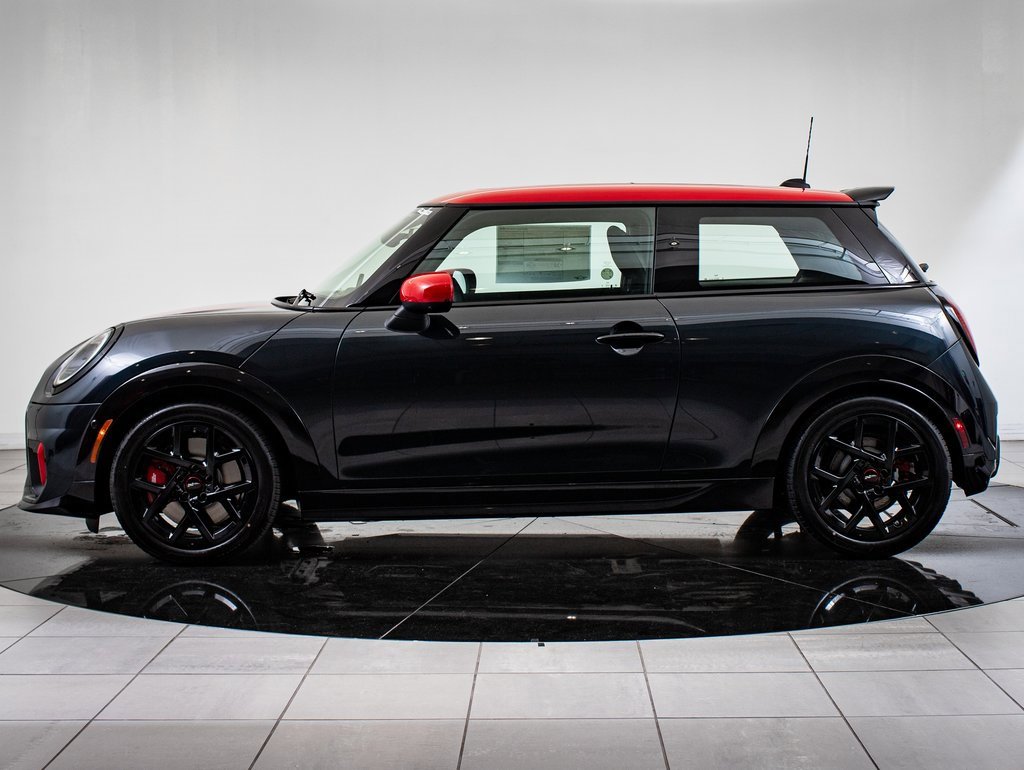 2025 Mini Cooper 2 Door Hardtop Iconic photo 5