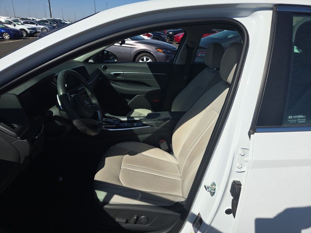 2021 Hyundai Sonata Limited photo 4