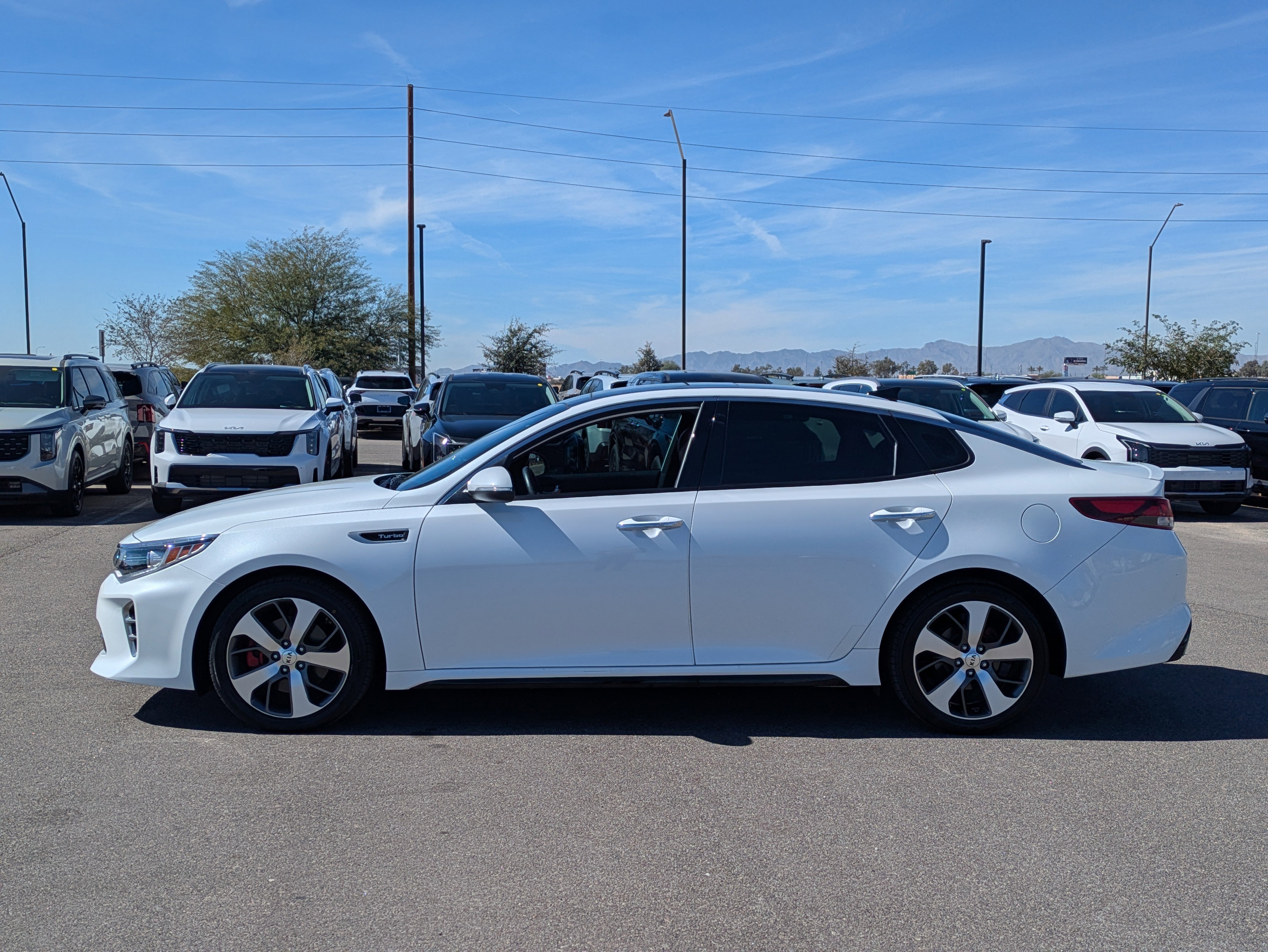 Used 2016 Kia Optima SX with VIN 5XXGW4L28GG001388 for sale in Avondale, AZ