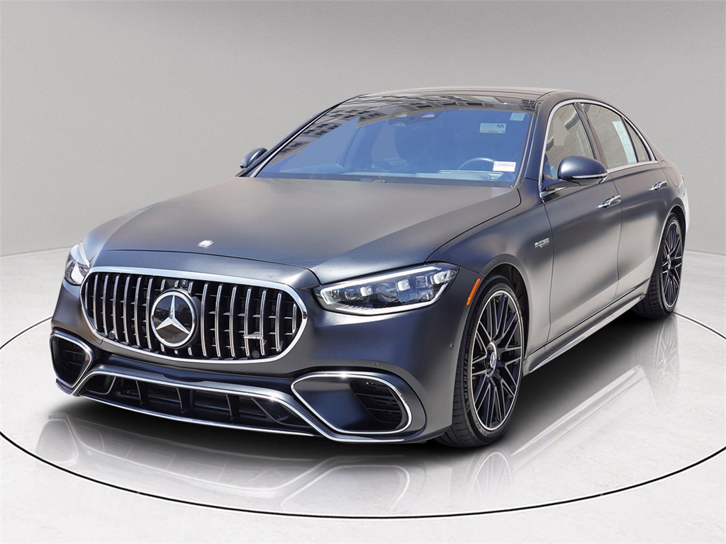 2024 Mercedes Benz S 63 e AMG photo 2
