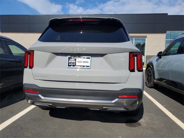 2026 Kia Sorento EX photo 4
