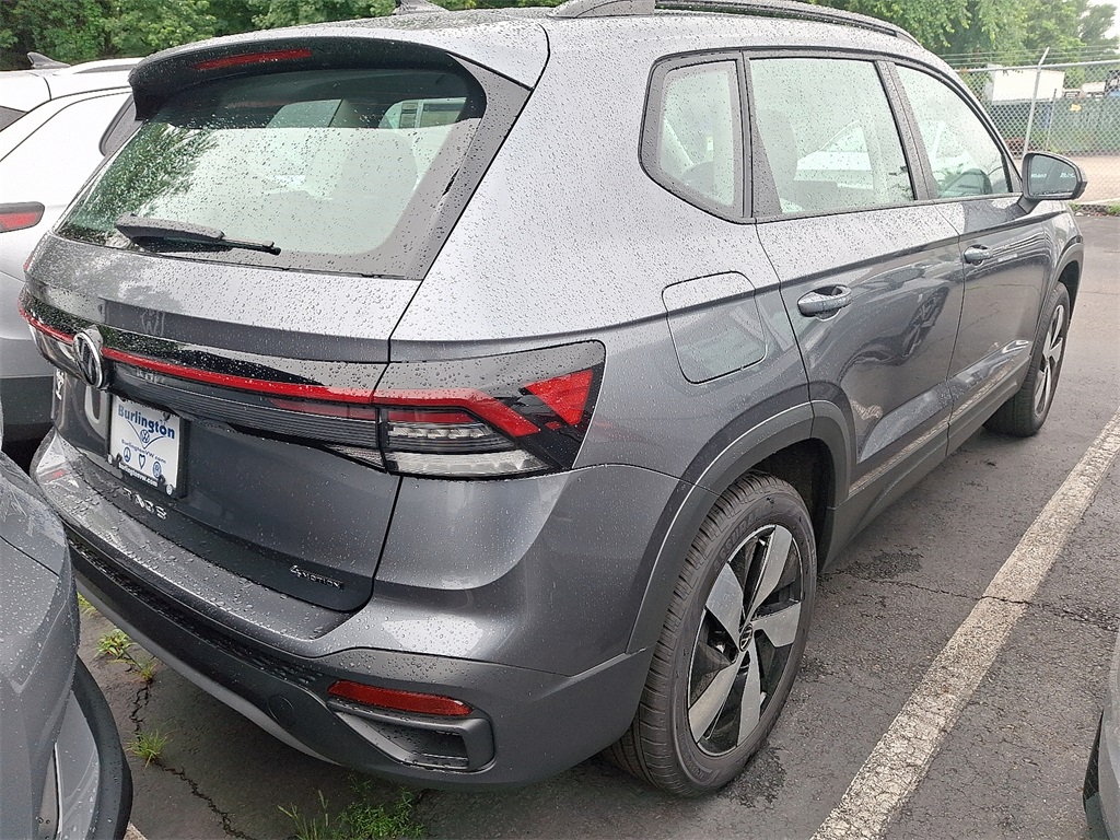 2025 Volkswagen Taos S photo 4