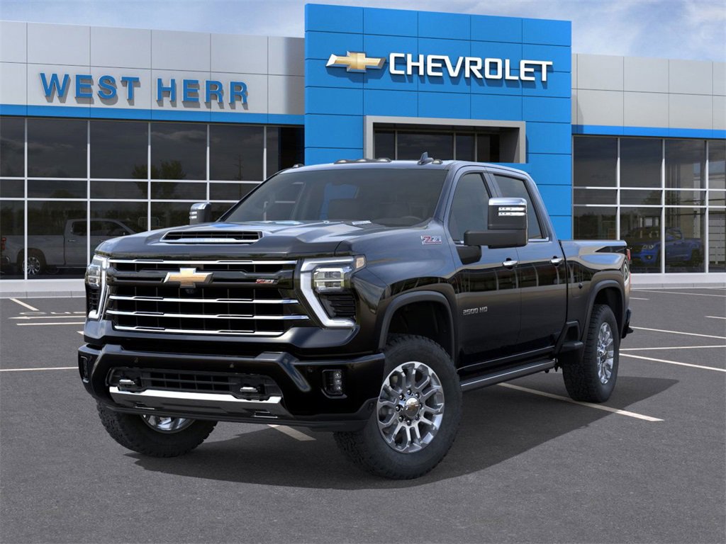2025 Chevrolet Silverado 2500HD LTZ photo 5