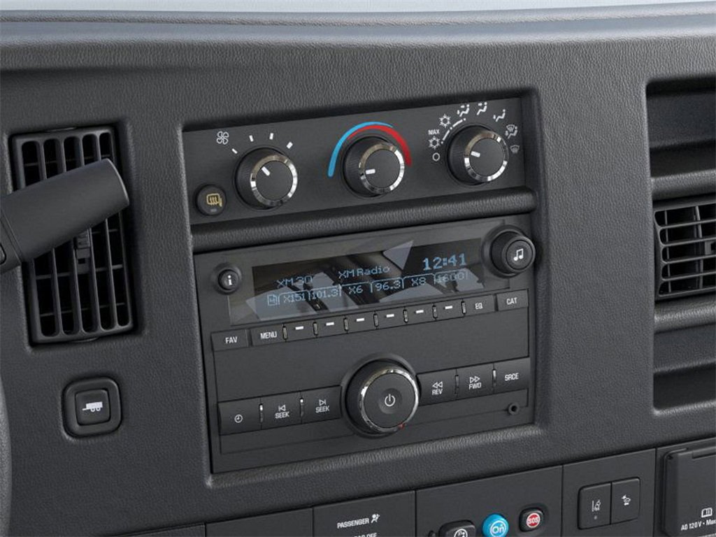 2025 Chevrolet Express Cargo 2500 photo 19