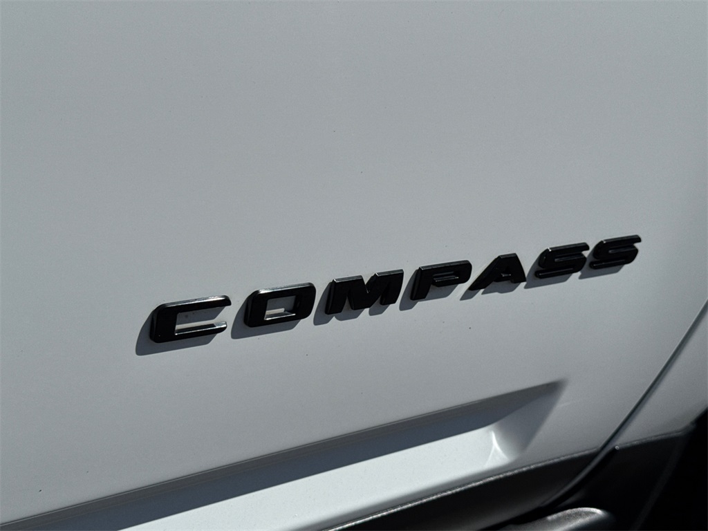 2015 Jeep Compass Altitude photo 8