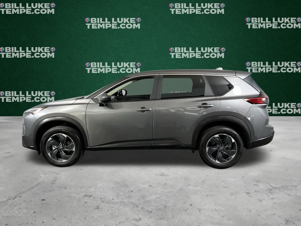 2024 Nissan Rogue SV photo 5