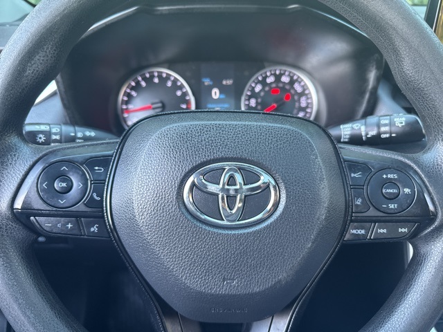 2019 Toyota RAV4 XLE photo 26