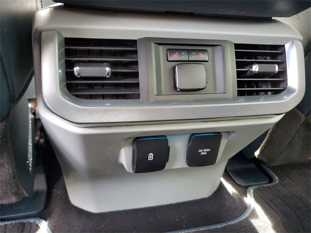 2023 Ford F-150 Limited photo 9
