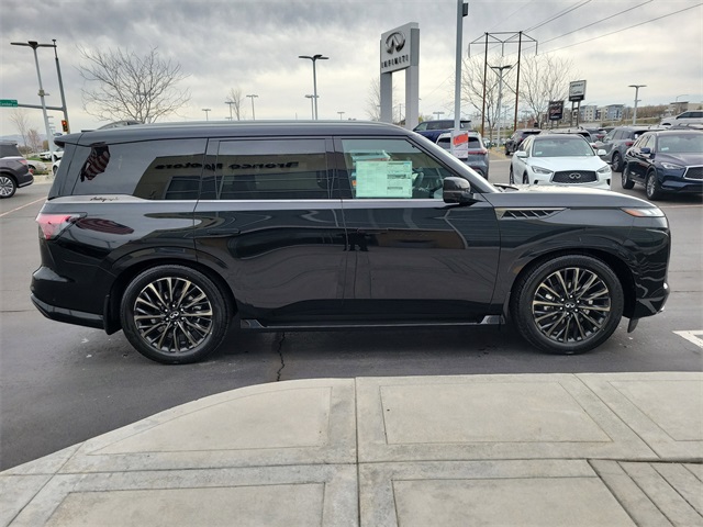 2025 Infiniti QX80 photo 5