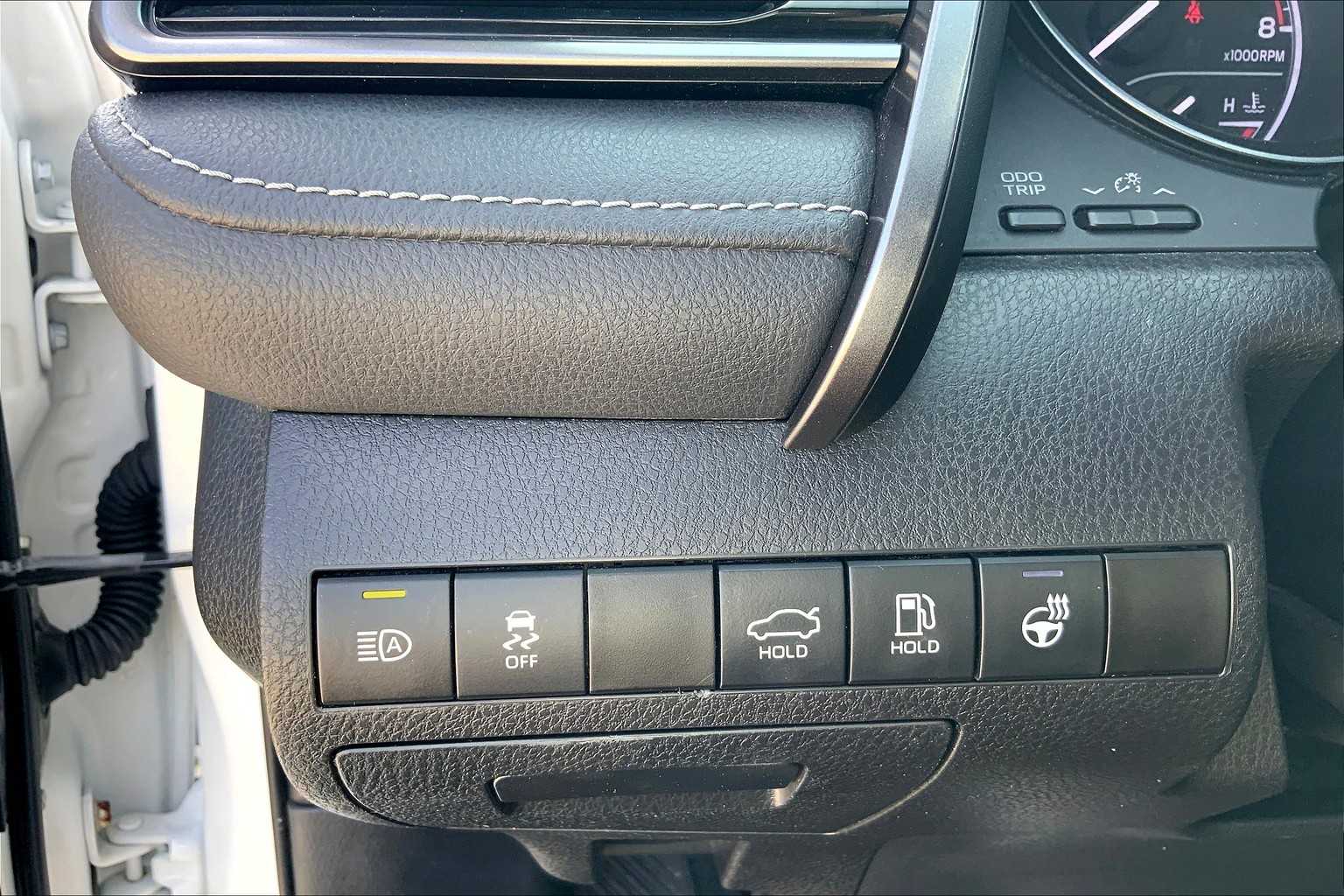2022 Toyota Camry SE photo 31