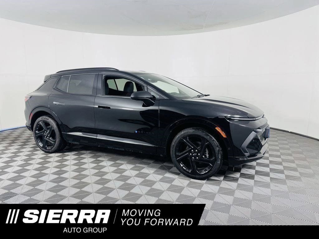 2024 Chevrolet Equinox EV Launch Edition's photo