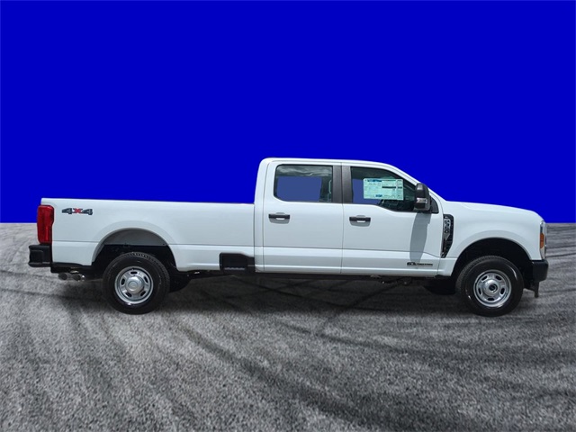 2026 Ford F-350 XL photo 2