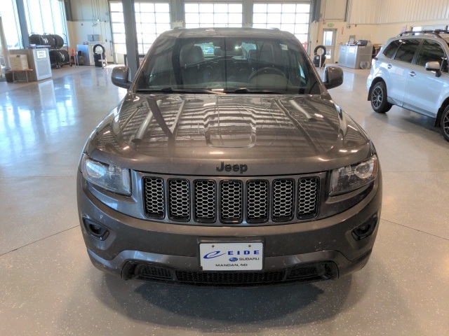 2015 Jeep Grand Cherokee Altitude photo 2