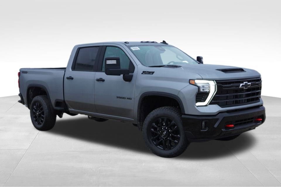 2026 Chevrolet Silverado 3500HD LT's photo