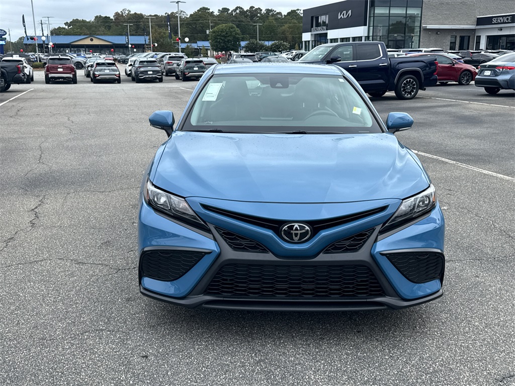 2023 Toyota Camry SE photo 8