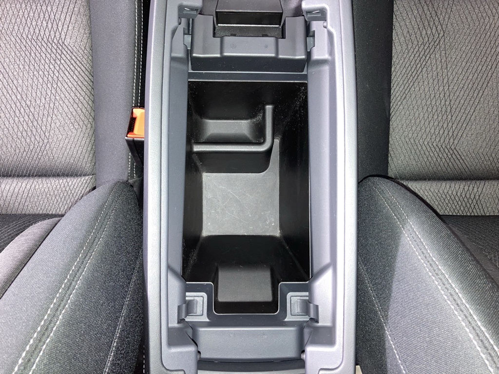 2024 Nissan Rogue SV photo 10