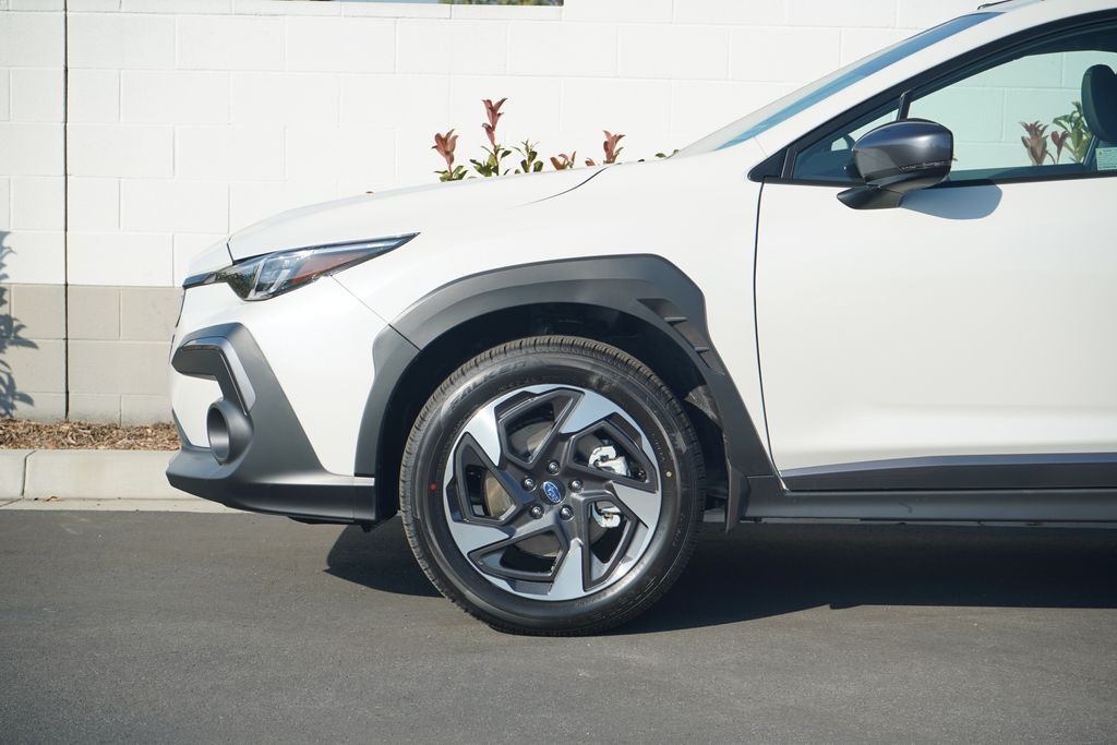 2025 Subaru Crosstrek Limited photo 2
