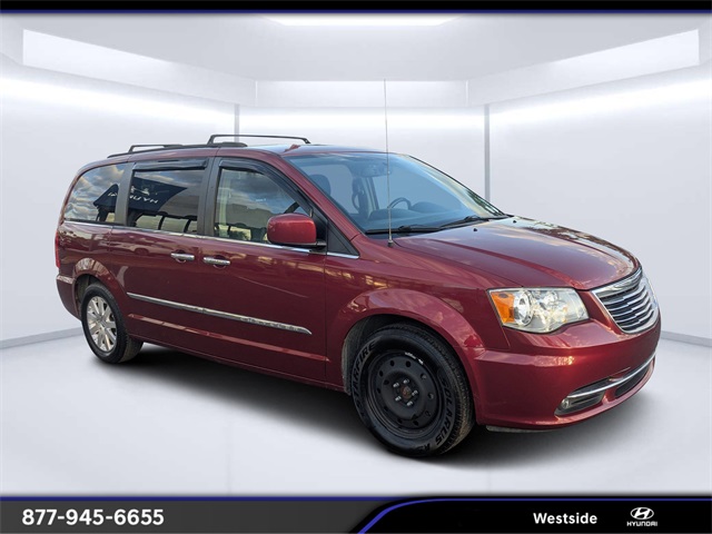 2016 Chrysler Town & Country Touring