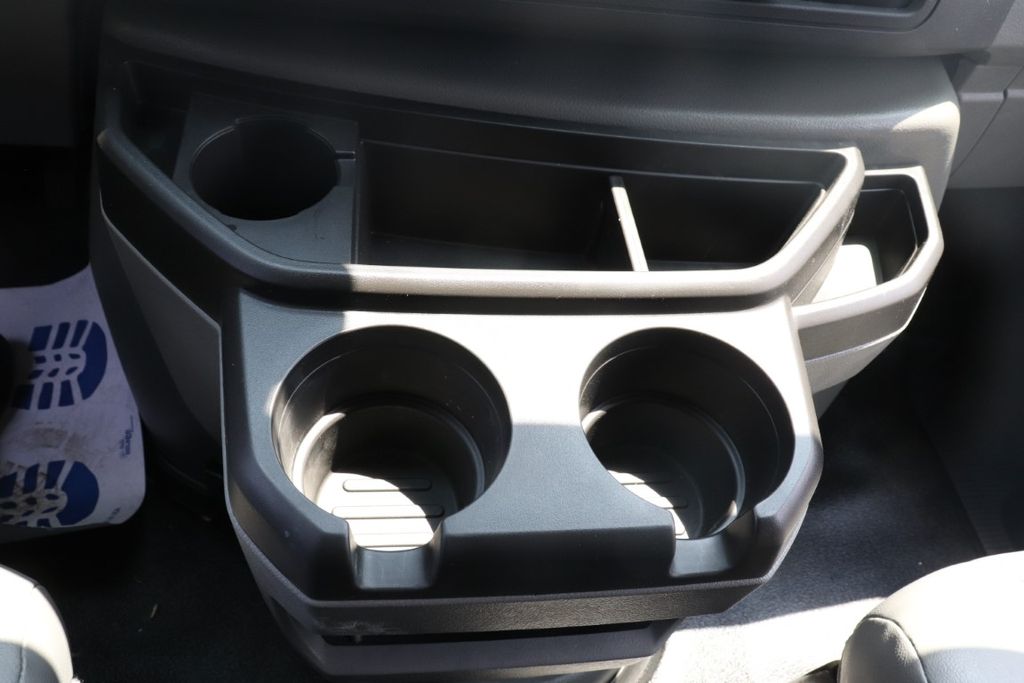 2026 Ford E-450 photo 11