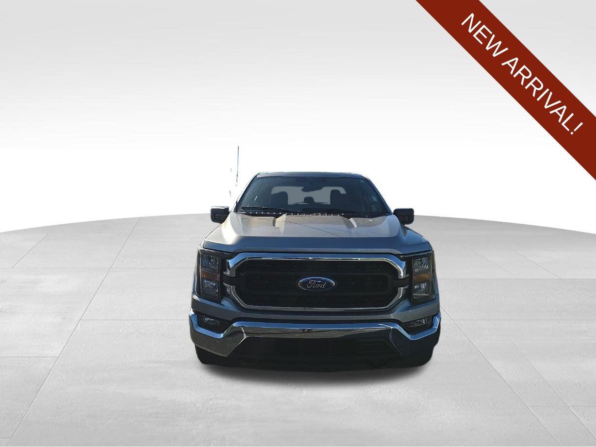 2023 Ford F-150 XLT photo 2