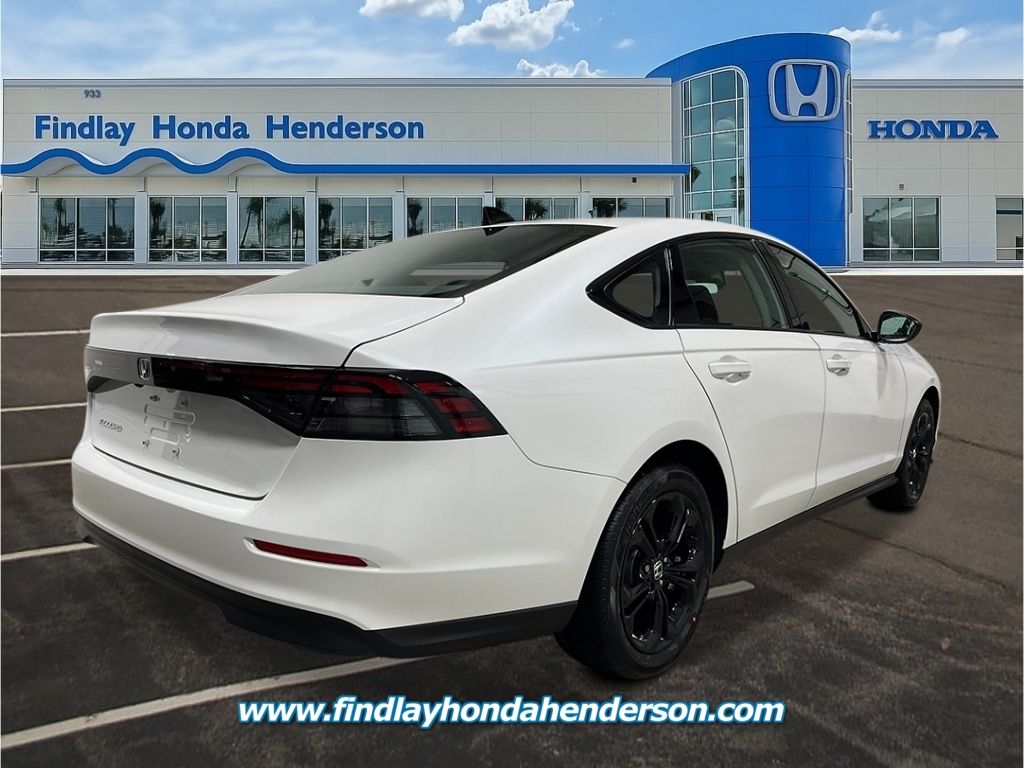 2025 Honda Accord SE photo 2