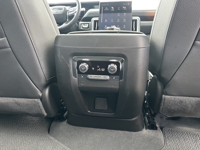 2025 Gmc Yukon XL Denali photo 15