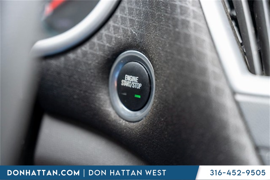 2023 Chevrolet Malibu 1LT photo 10