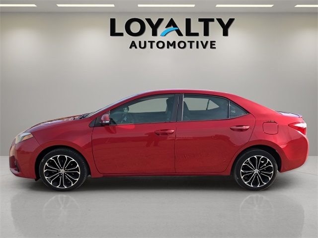 2016 Toyota Corolla Plus photo 2