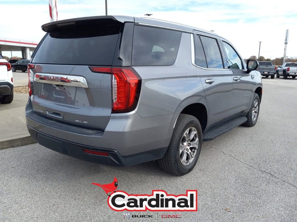 2021 Gmc Yukon SLE photo 3