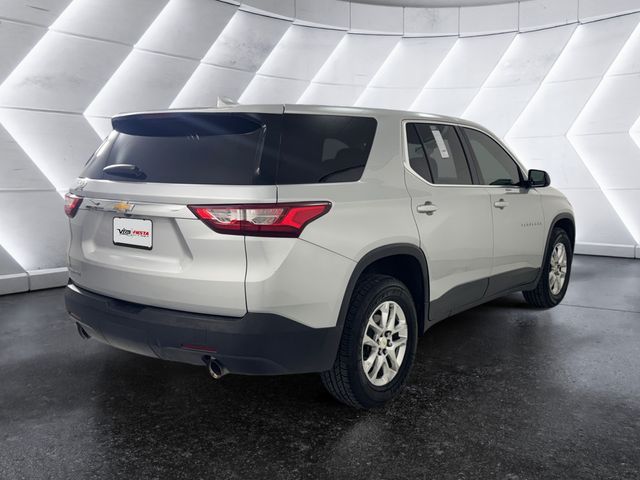 2020 Chevrolet Traverse LS photo 4