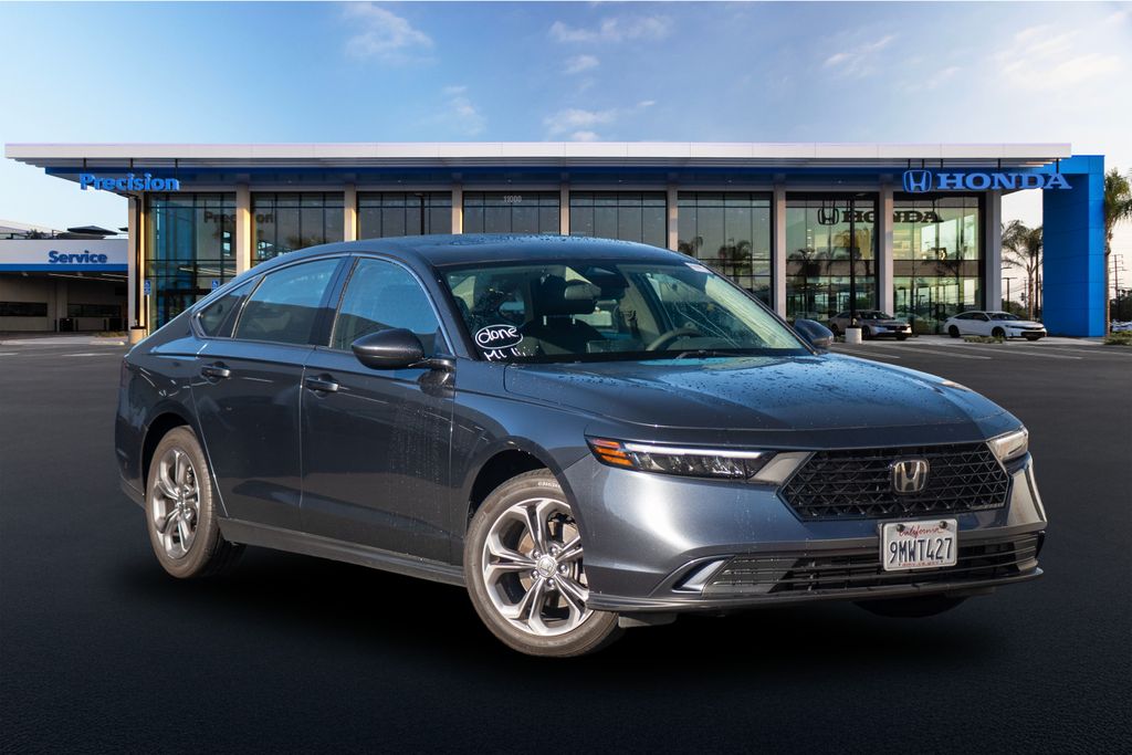 2024 Honda Accord EX's photo