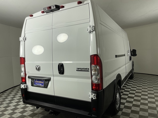 2024 Ram ProMaster 3500 photo 7