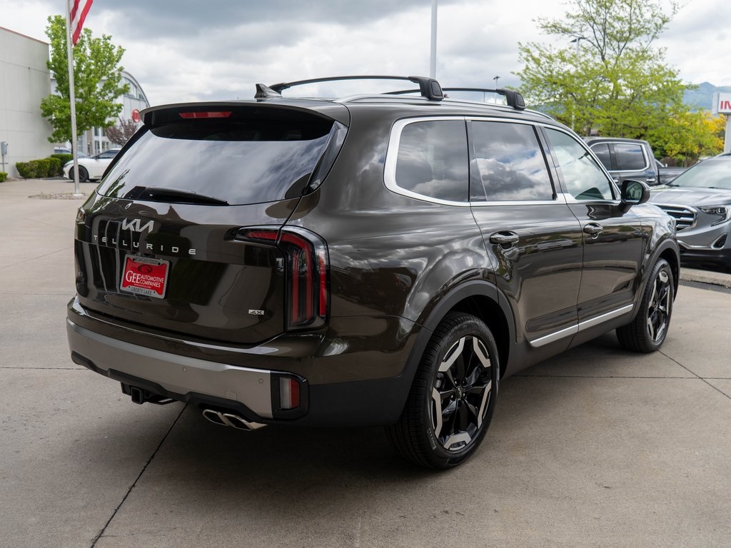 2025 Kia Telluride EX photo 7