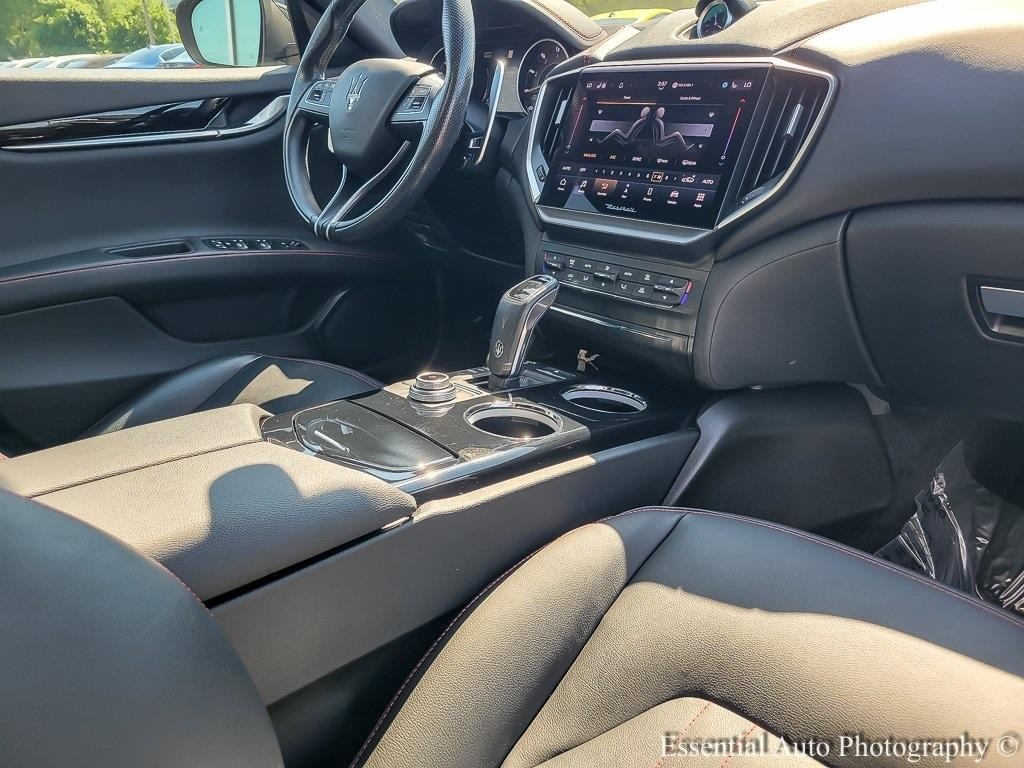 2022 Maserati Ghibli Modena Q4 photo 22