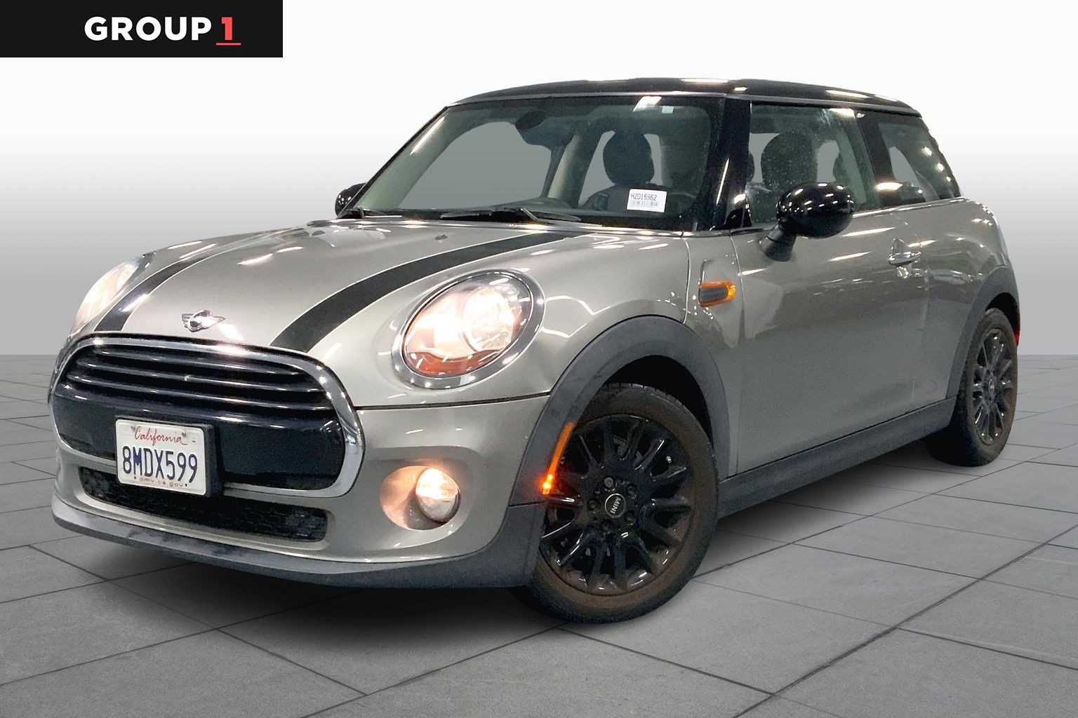 2017 MINI Cooper