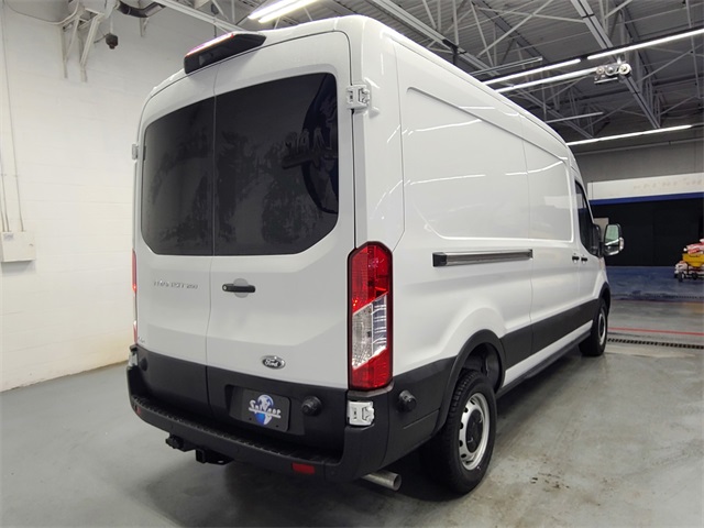 2024 Ford Transit Cargo Van photo 3