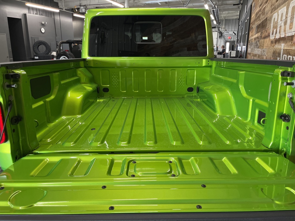 2025 Jeep Gladiator Sport photo 22