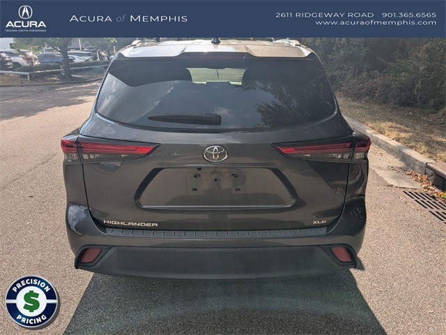 2022 Toyota Highlander XLE photo 4