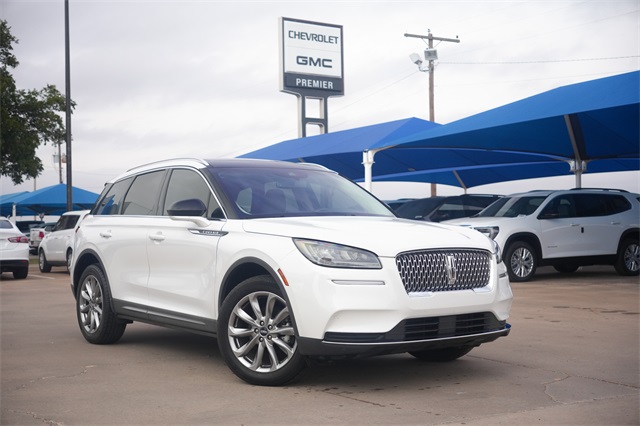 2022 Lincoln Corsair Base