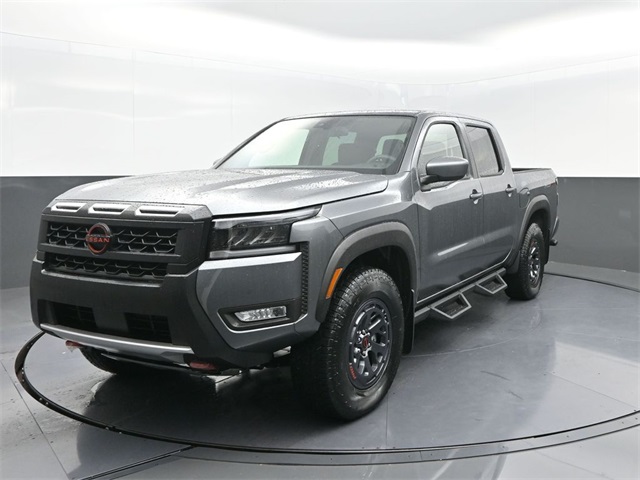 2026 Nissan Frontier PRO-4X's photo