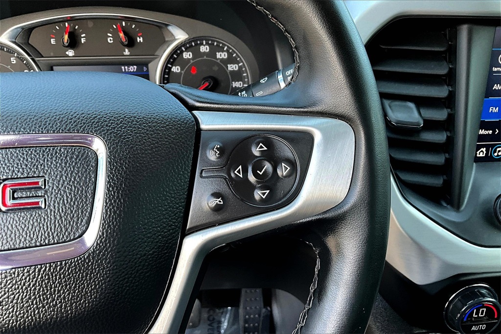 2023 Gmc Acadia SLT photo 12