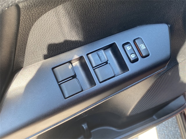 2018 Toyota RAV4 Adventure XLE photo 21