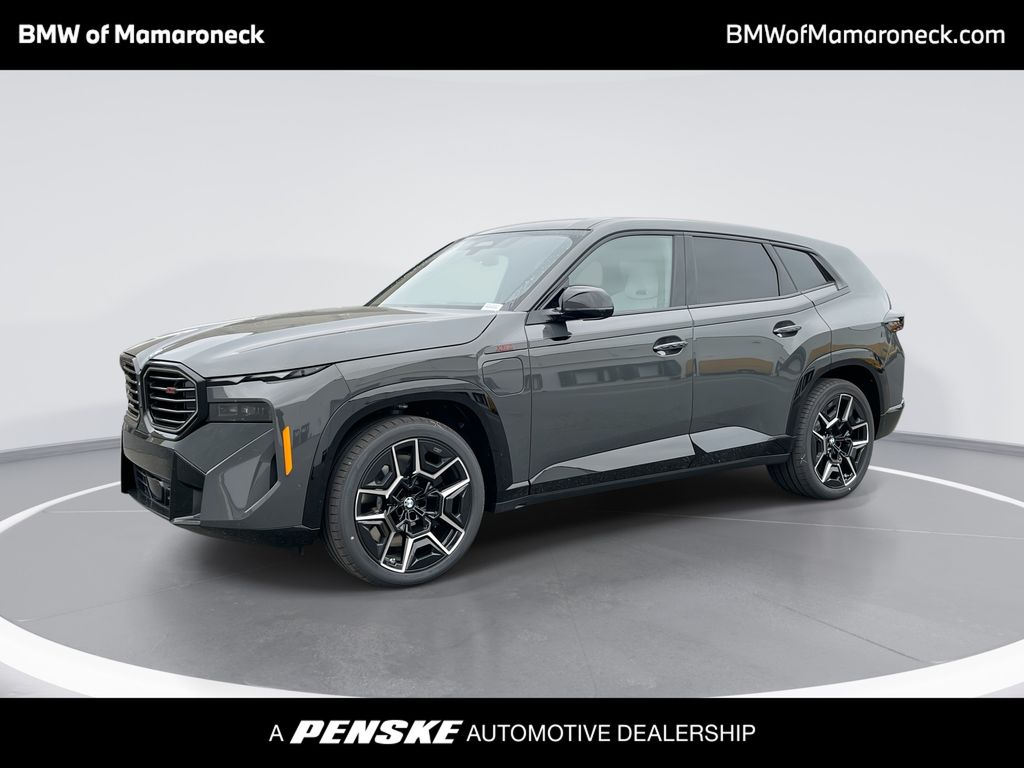 2026 BMW XM Base's photo