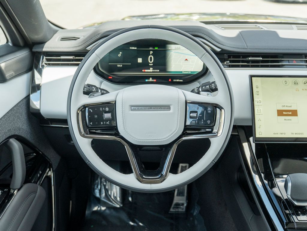 2025 Land Rover Range Rover Sport SE photo 12